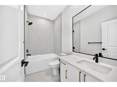 9 TILIA PL photo 49