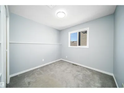 7848 7 AVENUE SW photo 29