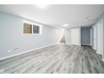 7848 7 AVENUE SW photo 46