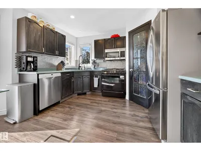 251 RIVER PT NW photo 14