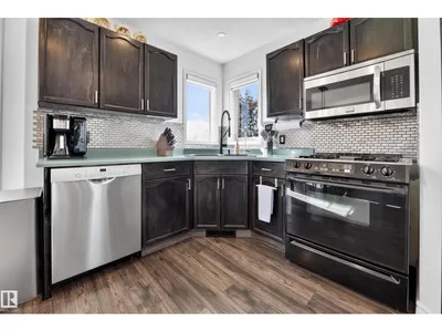 251 RIVER PT NW photo 15