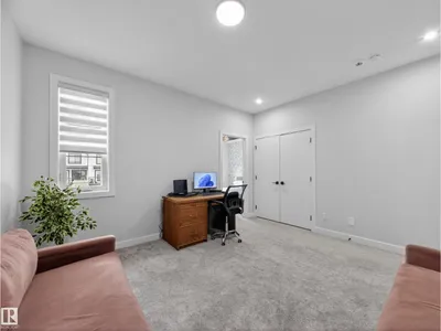 19744 28 AV NW photo 38