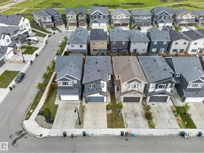 19744 28 AV NW photo 67