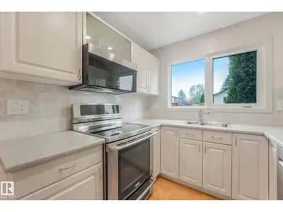 #144 16725 106 ST NW photo 7