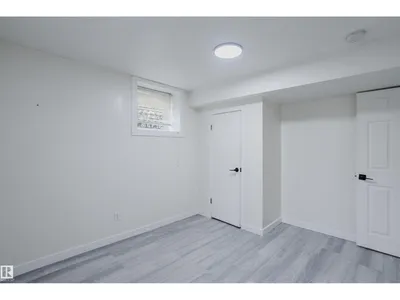 11134 11138 116 ST NW photo 21