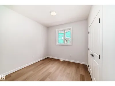 47 MEADOWGROVE LN photo 24