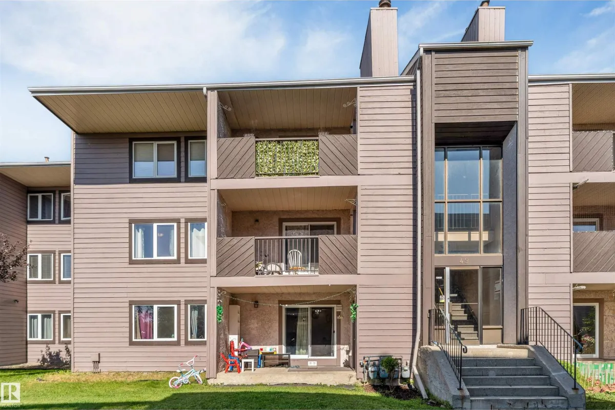 #101 49 AKINS DR exterior
