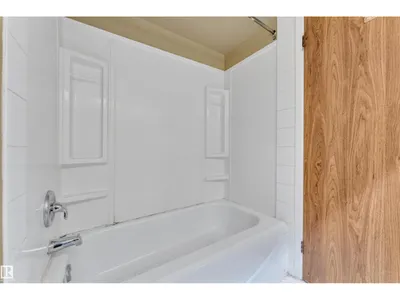 #608 10149 SASKATCHEWAN DR NW photo 28