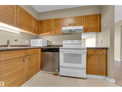 #608 10149 SASKATCHEWAN DR NW photo 23
