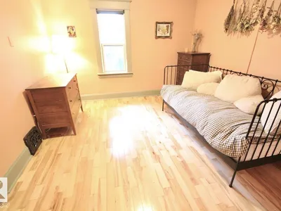 9330 107 AV NW photo 31