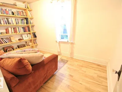 9330 107 AV NW photo 34