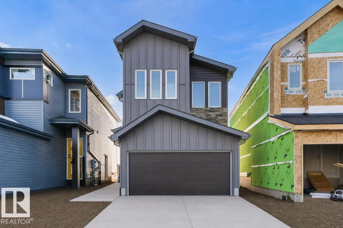 19107 20 AV NW exterior