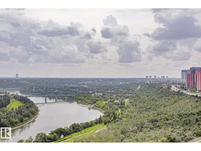 #102 8220 JASPER AV NW photo 36