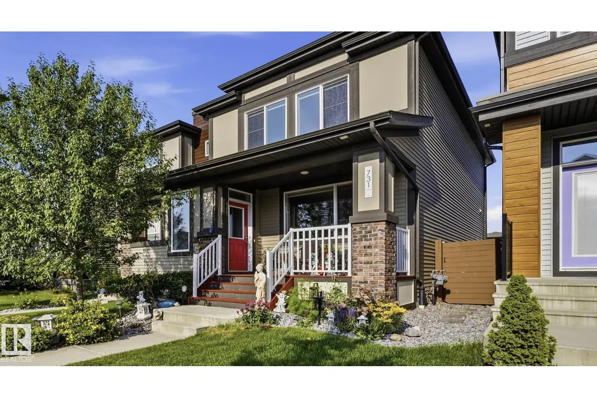 731 36 ST SW exterior