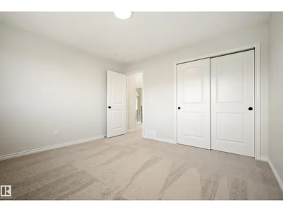 2411 206 ST NW photo 35