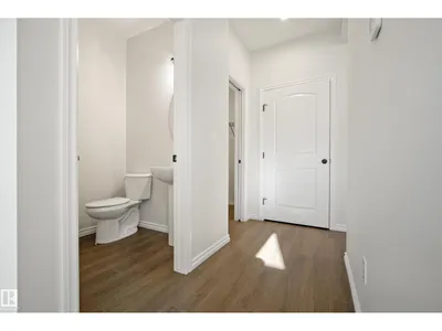 2411 206 ST NW photo 6