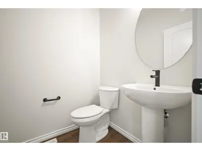 2411 206 ST NW photo 8