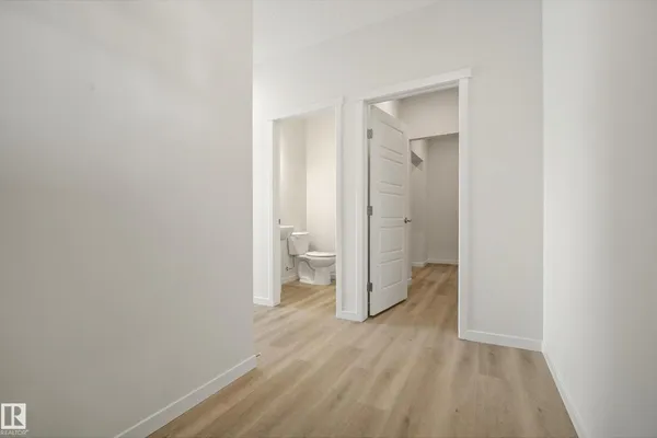 20739 24 AV NW photo 3