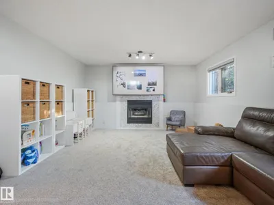 15416 78 ST NW photo 21