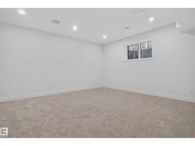 9615 99A ST NW photo 68