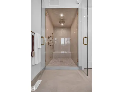 9615 99A ST NW photo 35