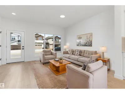 4205 63 ST photo 13