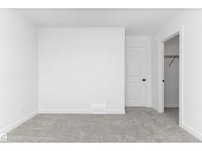 4205 63 ST photo 31