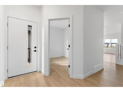 4228 63 ST photo 20