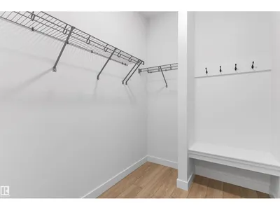 4228 63 ST photo 19