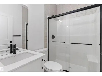 4228 63 ST photo 16