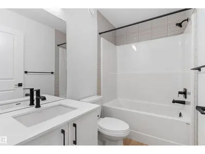 4228 63 ST photo 27