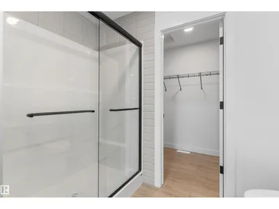 4228 63 ST photo 36