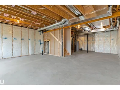 4228 63 ST photo 39