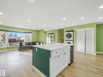 3903 62 ST NW photo 11