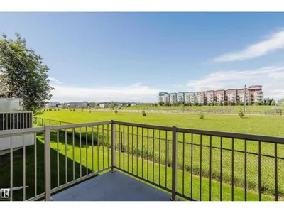 #106 5420 GRANT MACEWAN BV photo 17