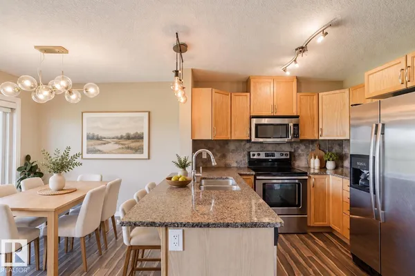 #106 5420 GRANT MACEWAN BV photo 2