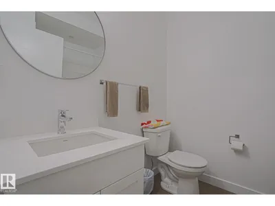 102 ROYAL ST photo 48