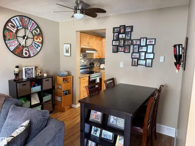 18207 74 AV NW photo 12