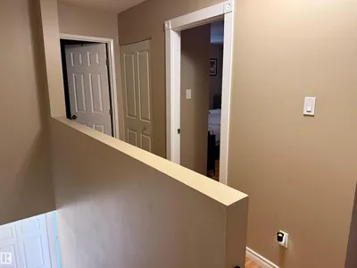 18207 74 AV NW photo 34