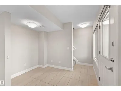 #14 330 BULYEA RD NW photo 5