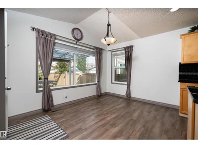 16820 57 ST NW photo 12