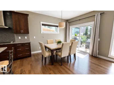 110 MEADOWLAND WY photo 4