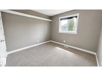 110 MEADOWLAND WY photo 15