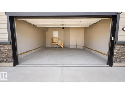 110 MEADOWLAND WY photo 31