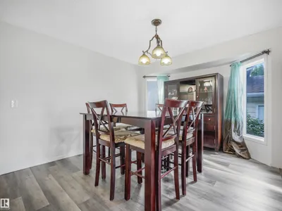 3467 39 ST NW photo 9