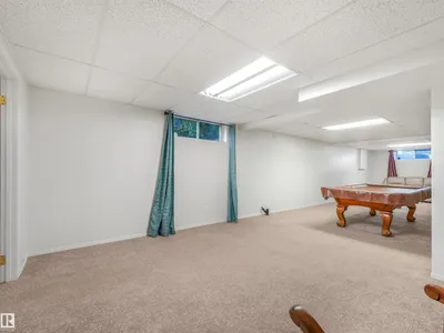 3467 39 ST NW photo 31