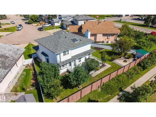 15304 74 ST NW, Edmonton