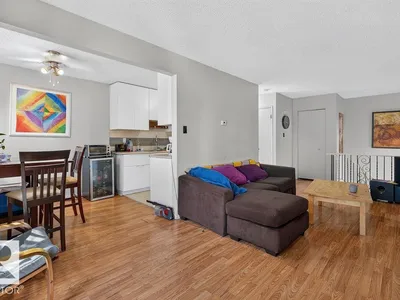 10033 155 Street NW photo 23
