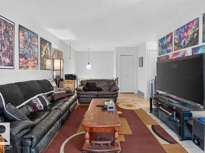 10033 155 Street NW photo 58