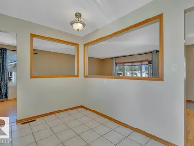 3506 44 ST photo 22
